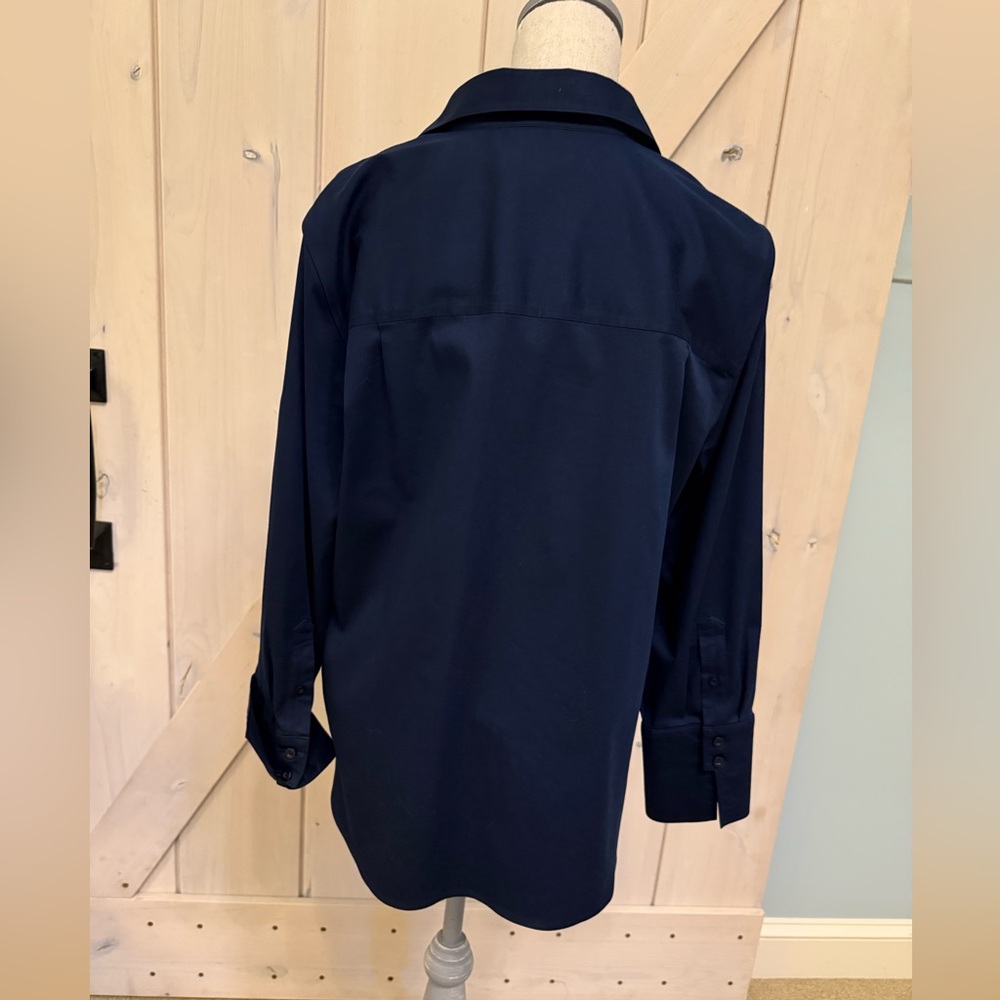 Chico’s Chic Stretch Navy Blue Shirt 3/4 Sleeves - Picture 3 of 4